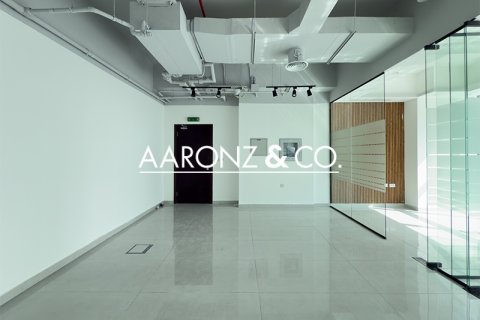 Escritório para venda em Business Bay, Dubai, EAU 47 m2 № 685627 - foto 2