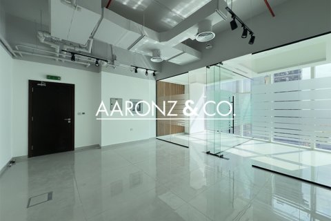 Офіс в Бизнес-Бэй, Дубай, ОАЕ 47м2 № 685627