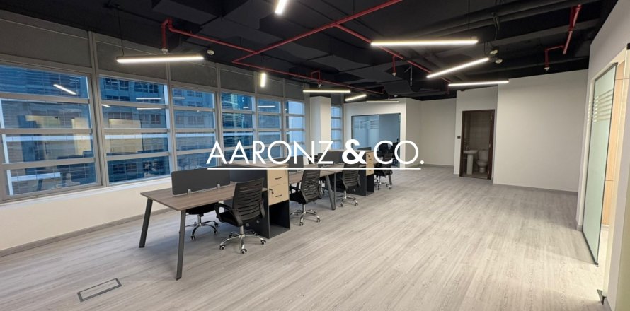 Escritório em Business Bay, Dubai, EAU 96 m2 № 685626