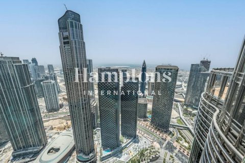 Huoneisto Burj Khalifa, Dubai, Arabiemiraatit 2 makuuhuonetta, 189.15050800 m2 № 651466 - kuva 5