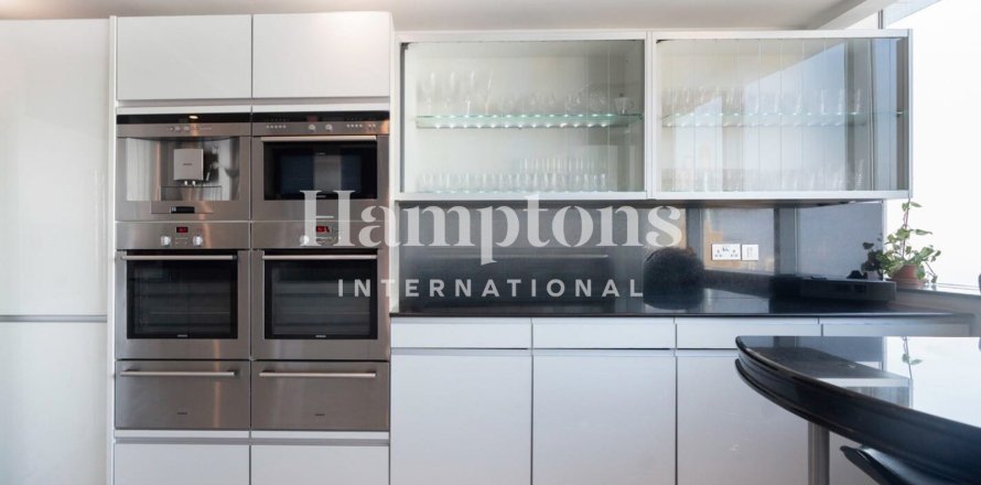 Kattohuoneisto Jumeirah Beach Residence, Dubai, Arabiemiraatit 3 makuuhuonetta, 379.137 m2 № 651463