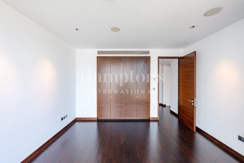 Apartament në Burj Khalifa, Dubai, Emiratet e Bashkuara Arabe 3 dhoma gjumi, 216.73526676 m2. № 651464 - Foto 24