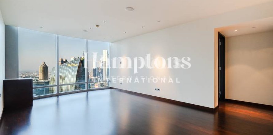 Huoneisto Burj Khalifa, Dubai, Arabiemiraatit 3 makuuhuonetta, 216.735 m2 № 651464