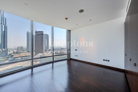 Apartament në Burj Khalifa, Dubai, Emiratet e Bashkuara Arabe 3 dhoma gjumi, 216.73526676 m2. № 651464 - Foto 26