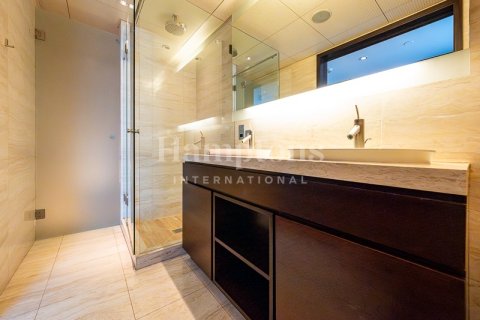 Apartament në Burj Khalifa, Dubai, Emiratet e Bashkuara Arabe 3 dhoma gjumi, 216.73526676 m2. № 651464 - Foto 11