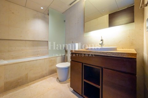 Apartament në Burj Khalifa, Dubai, Emiratet e Bashkuara Arabe 3 dhoma gjumi, 216.73526676 m2. № 651464 - Foto 30