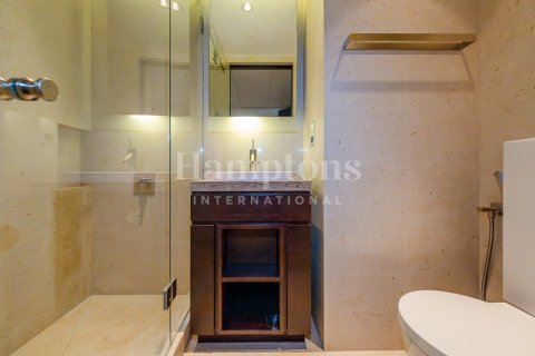 Apartament në Burj Khalifa, Dubai, Emiratet e Bashkuara Arabe 3 dhoma gjumi, 216.73526676 m2. № 651464 - Foto 29
