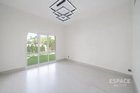 Villa til salg i Meadows, Dubai, UAE 4 soveværelser, 332 kvm № 649546 - foto 9