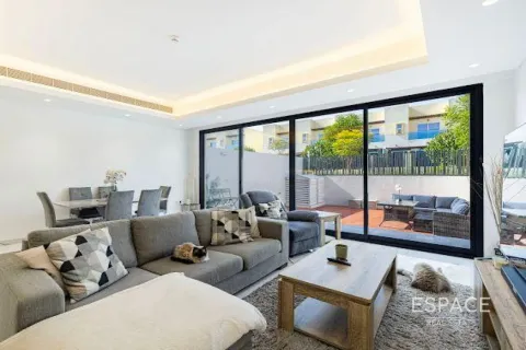 Townhouse sa Al Furjan, Dubai, UAE 3 silid-tulugan, 210 sq.m. № 649544 - larawan 2