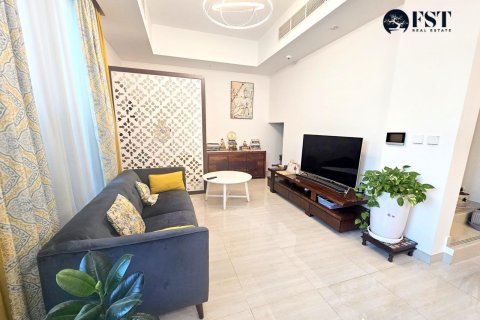 Shtëpi në qytet në Dubai Sports City, Dubai, Emiratet e Bashkuara Arabe 4 dhoma gjumi, 275.3 m2. № 574784 - Foto 4