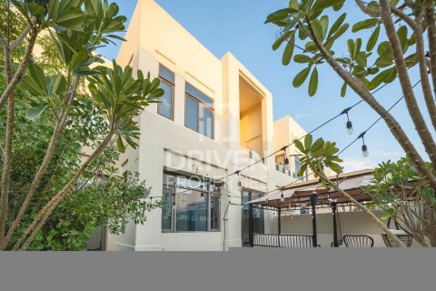 Kuća u nizu u Reem, Dubai, UAE 3 spavaćih soba, 238 m2 Br. 683300 - fotografija 18