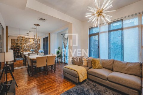 Kuća u nizu u Reem, Dubai, UAE 3 spavaćih soba, 238 m2 Br. 683300 - fotografija 1