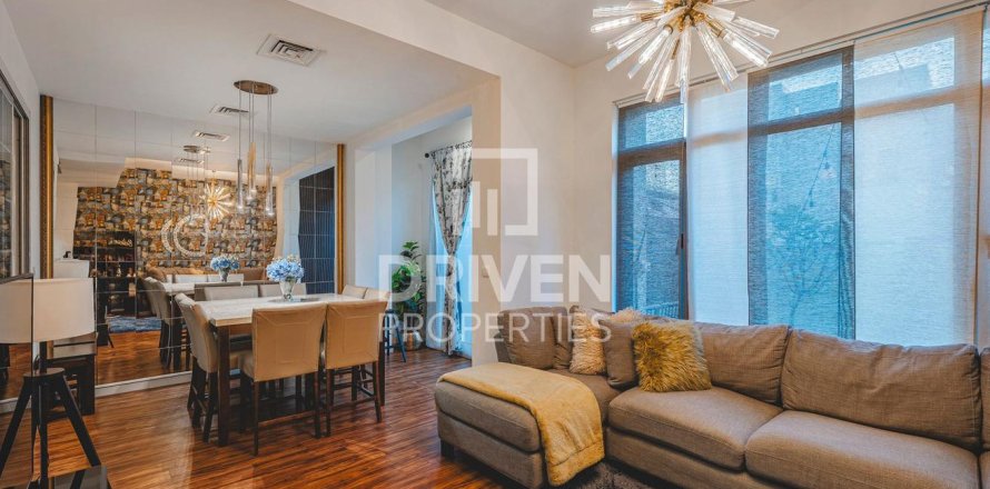 Kuća u nizu u Reem, Dubai, UAE 238 m2, 3 spavaćih soba Br. 683300