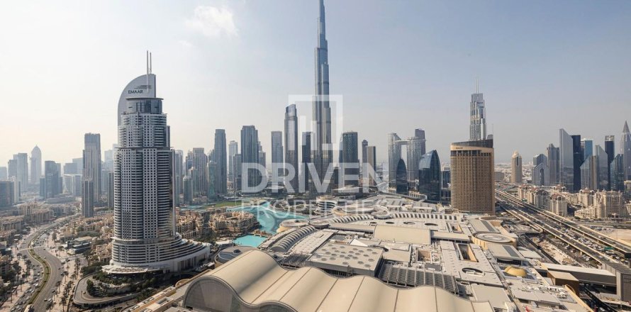 Lakás itt: Downtown Dubai (Downtown Burj Dubai), Dubai, EAE, 2 hálószoba, 124 m², azonosító: 683289