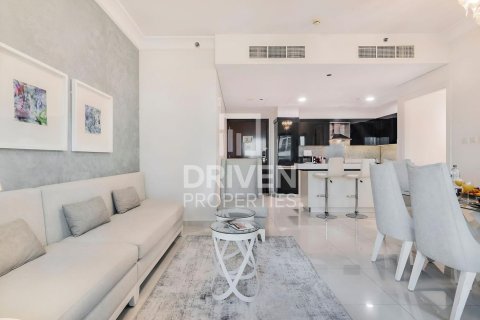 Apartamento para venda em Downtown Dubai (Downtown Burj Dubai), Dubai, EAU 3 quartos, 141 m2 № 683290 - foto 2