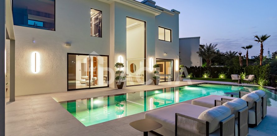Villa asukohaga Jumeirah Islands, Dubai, AÜE: 5 magamistoaga, 502 m² Nr 720503