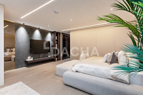 Vila u gradu Jumeirah Islands, Dubai, UAE 5 spavaće sobe, 1051 m2 Br. 720503 - Slika 23