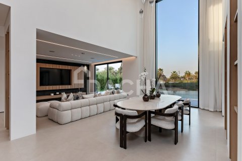 Vila u gradu Jumeirah Islands, Dubai, UAE 5 spavaće sobe, 1051 m2 Br. 720503 - Slika 6
