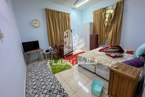 Vilë në Al Dhait, Ras Al Khaimah, Emiratet e Bashkuara Arabe 10 dhoma gjumi, 1466.5 m2. № 611632 - Foto 14