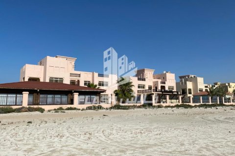 Villa zum Verkauf in Al Hamra Village, Ras Al Khaimah, VAE 5 Schlafzimmer, 1416.2 m2 Nr. 611648 - Foto 6