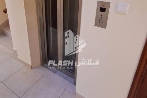 Villa zum Verkauf in Al Hamra Village, Ras Al Khaimah, VAE 5 Schlafzimmer, 1416.2 m2 Nr. 611648 - Foto 30