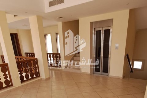 Villa zum Verkauf in Al Hamra Village, Ras Al Khaimah, VAE 5 Schlafzimmer, 1416.2 m2 Nr. 611648 - Foto 12