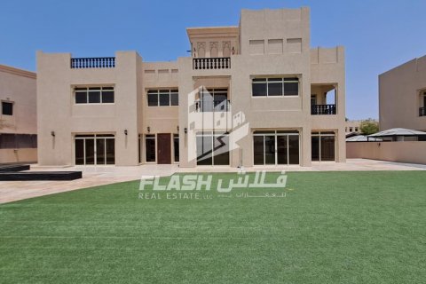 Villa zum Verkauf in Al Hamra Village, Ras Al Khaimah, VAE 5 Schlafzimmer, 1416.2 m2 Nr. 611648 - Foto 9
