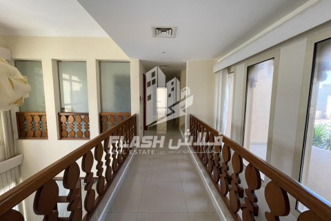 Villa zum Verkauf in Al Hamra Village, Ras Al Khaimah, VAE 5 Schlafzimmer, 1416.2 m2 Nr. 611648 - Foto 17