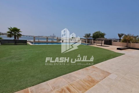 Villa zum Verkauf in Al Hamra Village, Ras Al Khaimah, VAE 5 Schlafzimmer, 1416.2 m2 Nr. 611648 - Foto 5