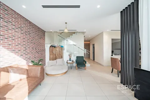 Kuća u nizu u Al Furjan, Dubai, UAE 3 spavaćih soba, 244 m2 Br. 737850 - fotografija 4