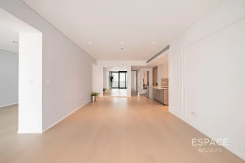 شقة للبيع في مساكن شاطئ جميرا، دبي، الإمارات العربية المتحدة 4 غرفة نوم ، 237 متر مربع ، رقم 737846 - صورة 3