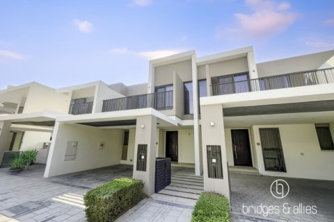Vila v Tilal Al Ghaf, Dubai, SAE 3 spálne, 142 m2 č. 678776 - Fotografia 10