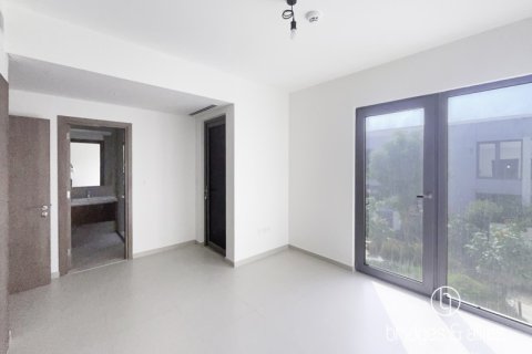 Vila v Tilal Al Ghaf, Dubai, SAE 3 spálne, 142 m2 č. 678776 - Fotografia 6