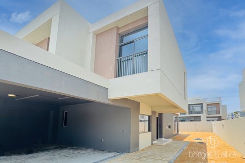 Vila v Dubai South (Dubai World Central), SAE 3 spálne, 324 m2 č. 678775 - Fotografia 8