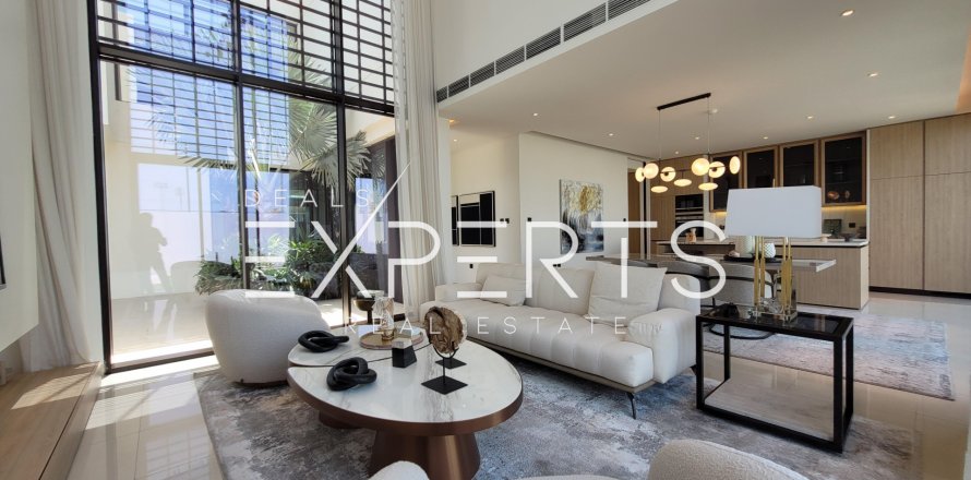 Vilë në Saadiyat Island, Abu Dhabi, Emiratet e Bashkuara Arabe 4 dhoma gjumi, 461.2 m2. № 548307