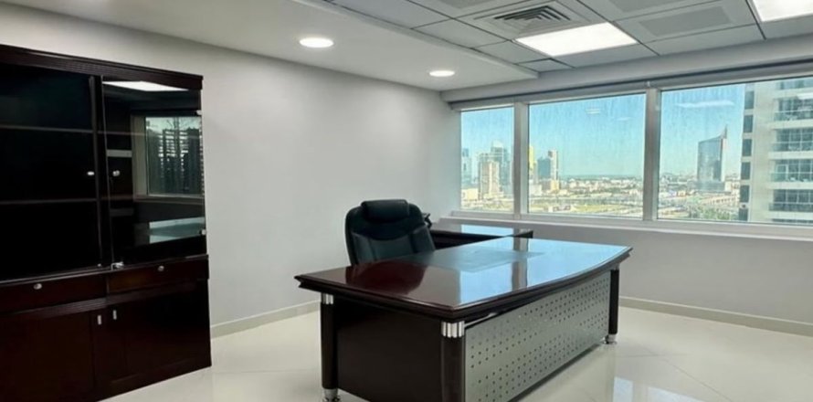 Büroraum in Dubai, VAE: 141.4 m2 Nr. 732972