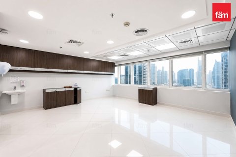 Kantoor te huur in Dubai, VAE 127.6 vr.m., nr 732972 - foto 11