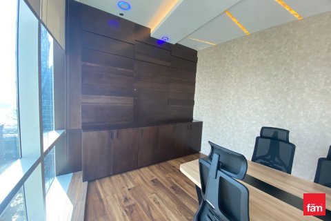 Zyrë në Business Bay, Dubai, Emiratet e Bashkuara Arabe 90.5 m2. № 693240 - Foto 13