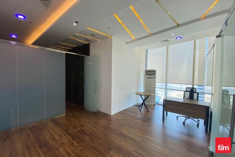 Zyrë në Business Bay, Dubai, Emiratet e Bashkuara Arabe 90.5 m2. № 693240 - Foto 7