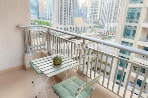 Apartemen di Downtown Dubai (Downtown Burj Dubai), UEA 1 kamar tidur, 70.23466800 m2 nomor 715542 - foto 5