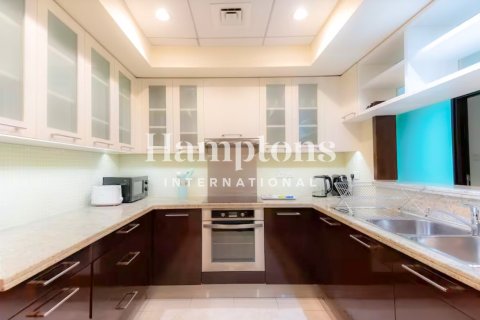 Apartemen di Downtown Dubai (Downtown Burj Dubai), UEA 1 kamar tidur, 70.23466800 m2 nomor 715542 - foto 8