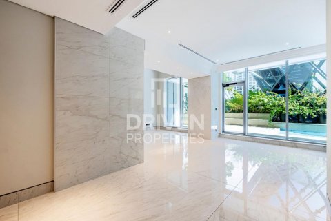Apartment in Business Bay, Dubai, UAE 3 bedrooms, 409 sq.m. № 602284 - photo 1