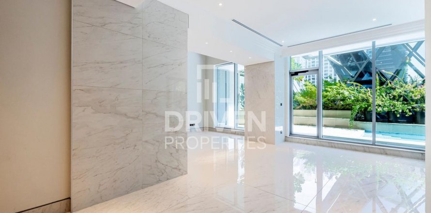 Apartment in Business Bay, Dubai, UAE 3 bedrooms, 409 sq.m. № 602284
