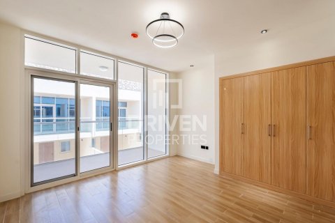 Vila v Dubai Land, SAE 4 ložnice, 326 m² Č.: 602287 - fotografie 10