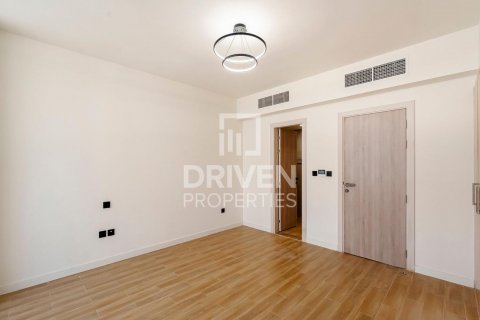 Vila v Dubai Land, SAE 4 ložnice, 326 m² Č.: 602287 - fotografie 13