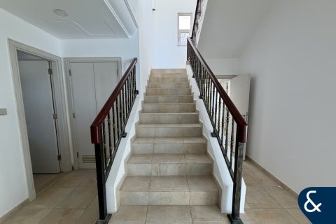 Villa itt: Dubai Sports City, Dubai, EAE, 4 hálószoba, 297 m², azonosító: 671455 - fénykép 10