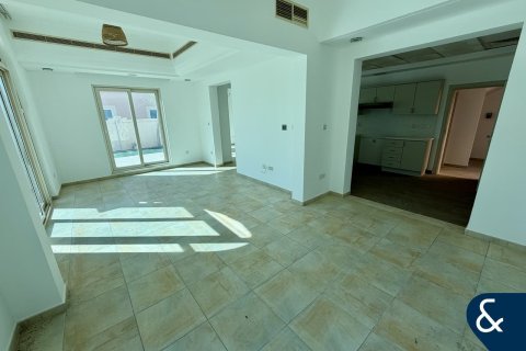 Villa itt: Dubai Sports City, Dubai, EAE, 4 hálószoba, 297 m², azonosító: 671455 - fénykép 6