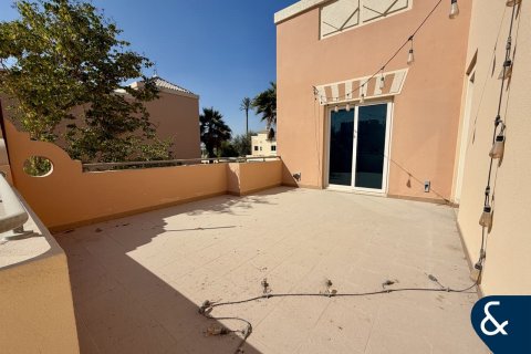 Villa itt: Dubai Sports City, Dubai, EAE, 4 hálószoba, 297 m², azonosító: 671455 - fénykép 20