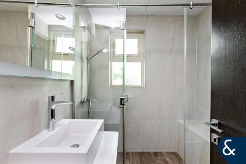 Villa itt: Jumeirah Islands, Dubai, EAE, 4 hálószoba, 491 m², azonosító: 671453 - fénykép 12