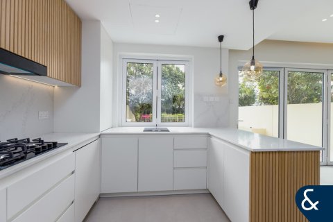 Villa itt: The Springs, Dubai, EAE, 3 hálószoba, 157 m², azonosító: 671452 - fénykép 6